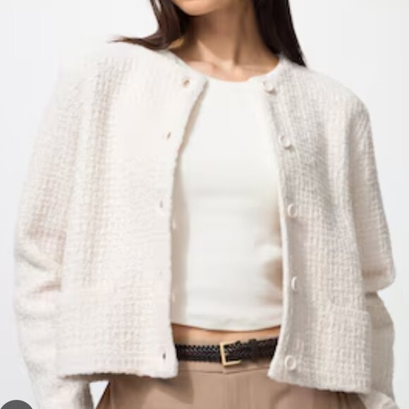 UNIQLO Women's Knitted Short Jacket Sweater/Cardigan Pockets Chic Size Small - Picture 2 of 12